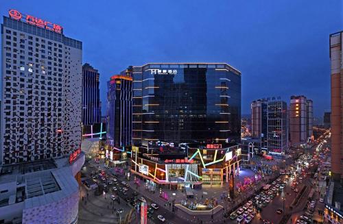 Imagen general del Hotel Mehood Theater, Xining Haihu New District. Foto 1