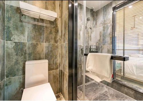 Imagen general del Hotel Mehood Theater, Zhonglou Metro Station Huimin Street. Foto 9