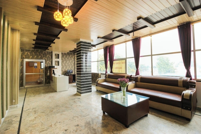 Imagen de los interiores del Hotel Mehraz. Foto 14