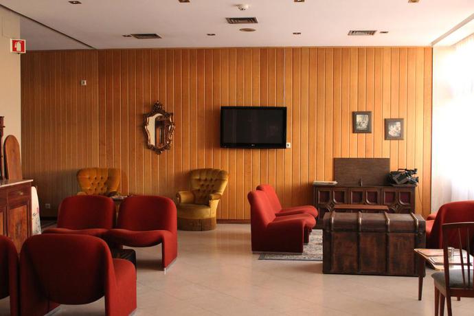 Imagen de los interiores del Hotel Meia Lua. Foto 8