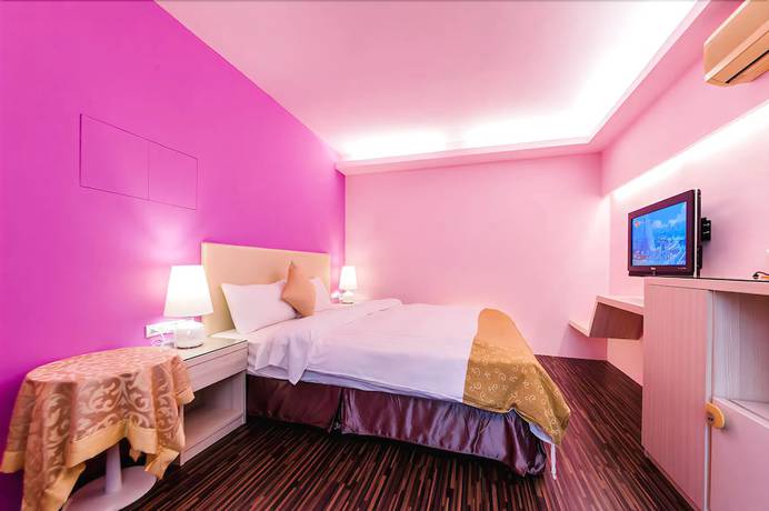 Imagen de la habitación del Hotel Meifon. Foto 8