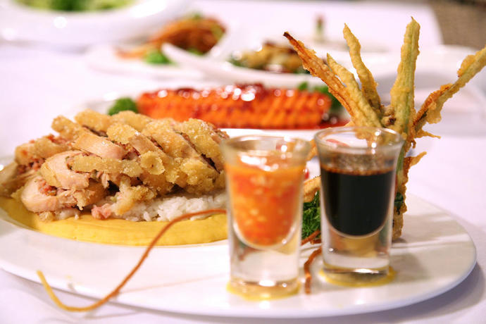 Imagen del bar/restaurante del Hotel Meihua Goldentang International. Foto 2