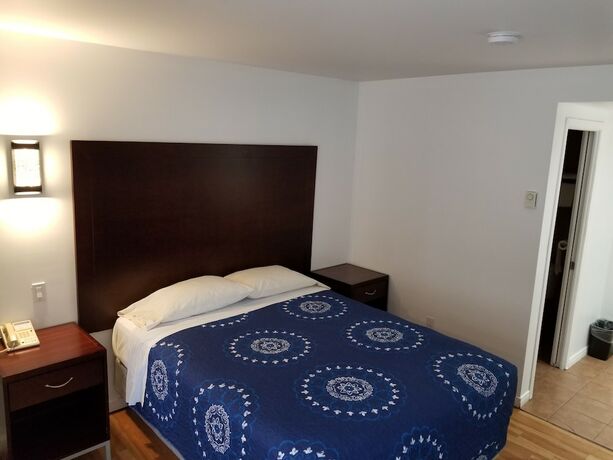 Imagen de la habitación del Hotel Meilleure Auberge. Foto 19
