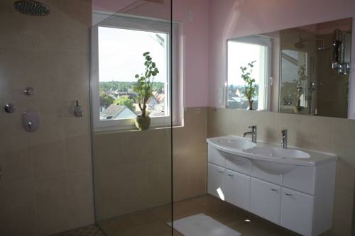 Imagen de la habitación del Hotel Mein Schlosshotel. Foto 14