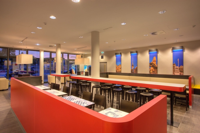 Imagen del bar/restaurante del Hotel Meininger Berlin Central Station. Foto 4