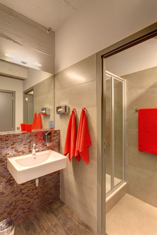 Imagen de la habitación del Hotel Meininger Brussels City Center. Foto 4