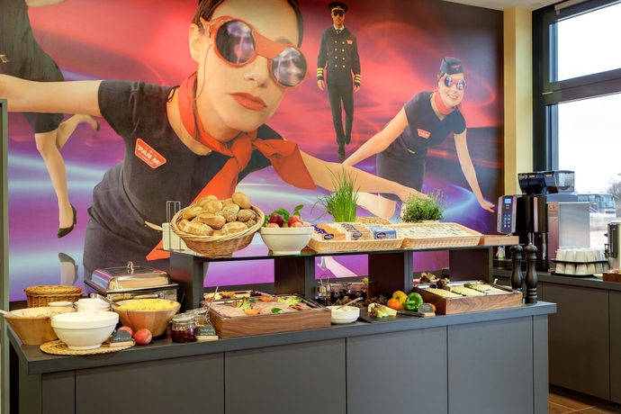 Imagen del bar/restaurante del Hotel Meininger Frankfurt/main Airport. Foto 4