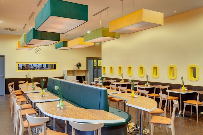 Imagen del bar/restaurante del Hotel Meininger Frankfurt/main Airport. Foto 6