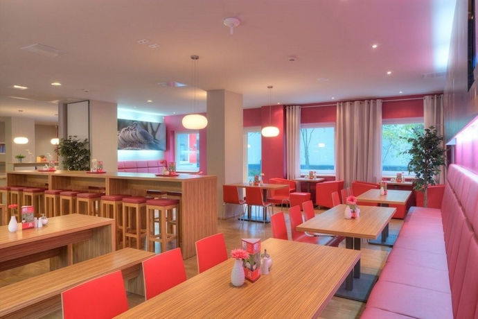 Imagen general del Hotel Meininger Hamburg City Center. Foto 11