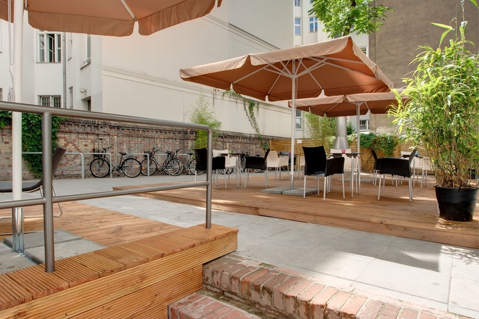 Imagen de los exteriores del Hotel Meininger Hotel Berlin Mitte Humboldthaus. Foto 13