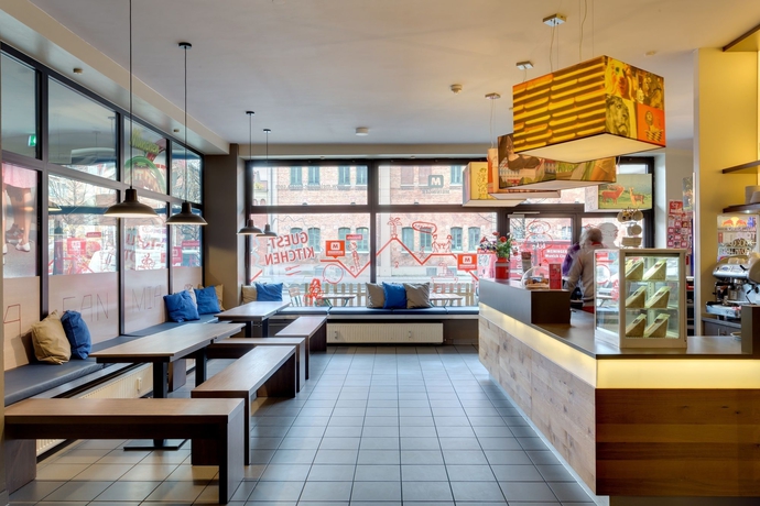 Imagen del bar/restaurante del Hotel Meininger München City Center. Foto 5