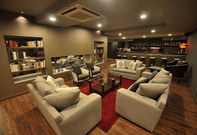 Imagen de los interiores del Hotel Meira. Foto 12