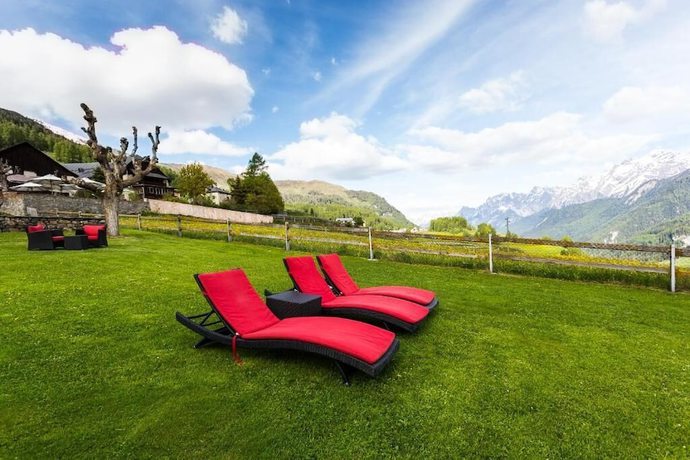 Imagen de los exteriores del Hotel Meisser. Foto 9