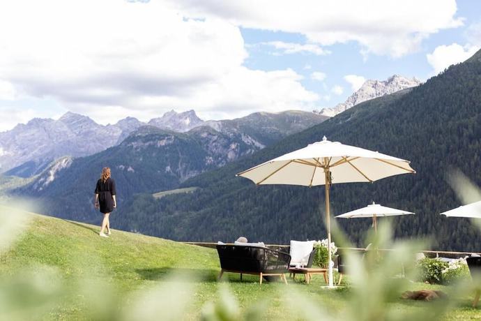 Imagen de los exteriores del Hotel Meisser. Foto 10