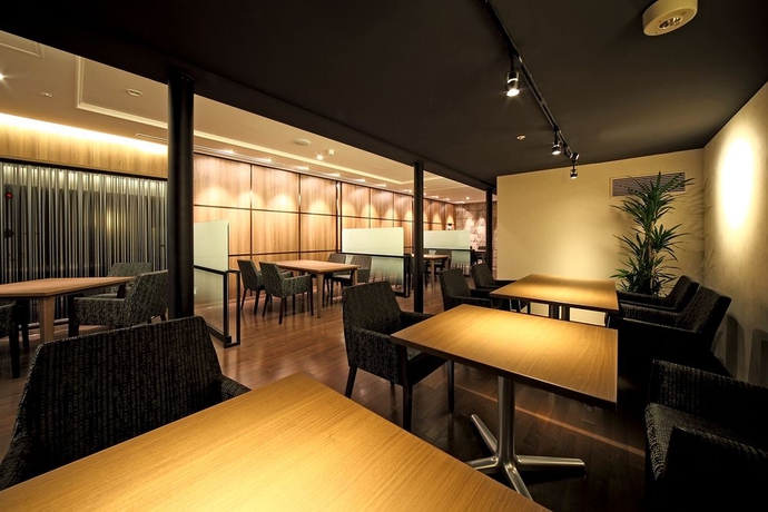 Imagen del bar/restaurante del Hotel Meitetsu New Grand. Foto 3