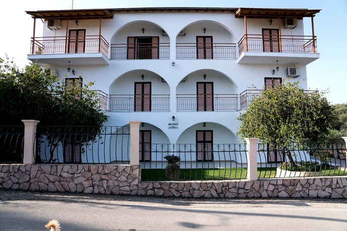 Imagen general del Hotel Mejanis. Foto 1