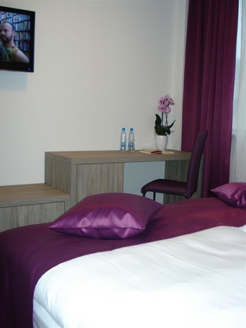 Imagen de la habitación del Hotel Meksiko. Foto 4