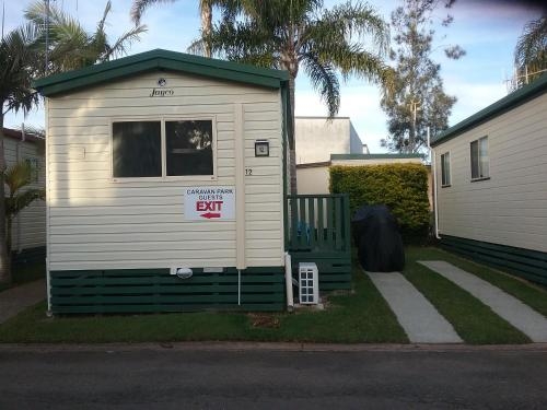 Imagen general del Hotel Melaleuca Caravan Park. Foto 4