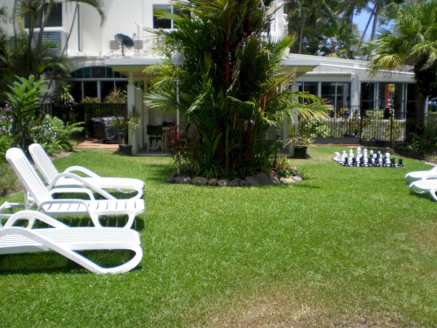 Imagen de los exteriores del Hotel Melaleuca Resort. Foto 8