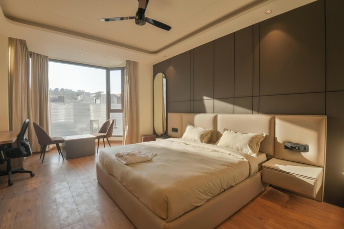 Imagen de la habitación del Hotel Melange, Gurugram. Foto 3