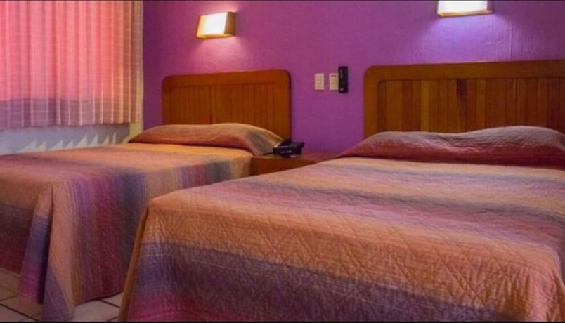 Imagen de la habitación del Hotel Melanie Tepic. Foto 7