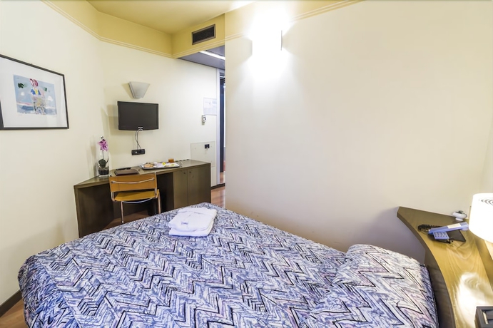 Imagen de la habitación del Hotel Melas. Foto 9