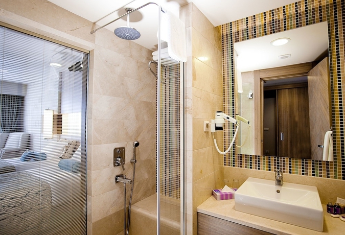 Imagen de la habitación del Hotel Melas Resort. Foto 8