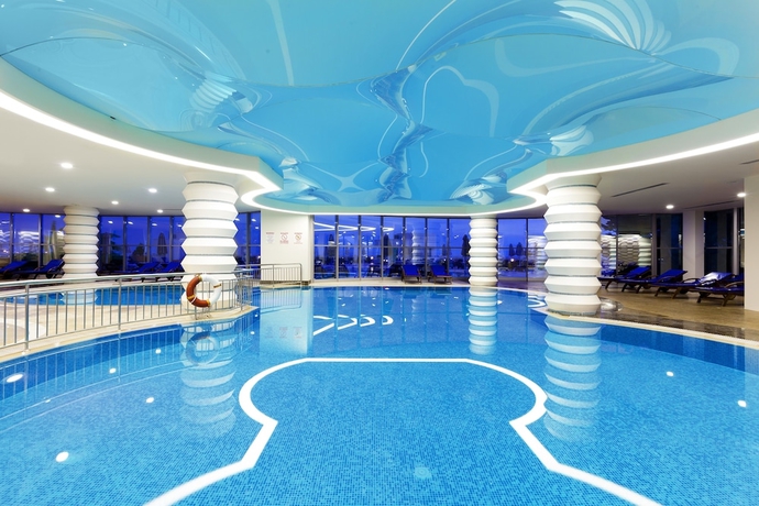 Imagen de la piscina del Hotel Melas Resort. Foto 14