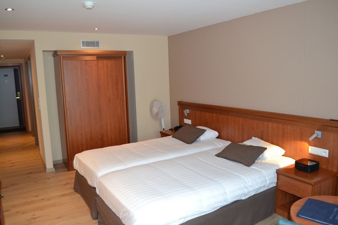 Imagen de la habitación del Hotel Melba. Foto 7