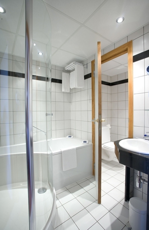 Imagen de la habitación del Hotel Melba. Foto 11