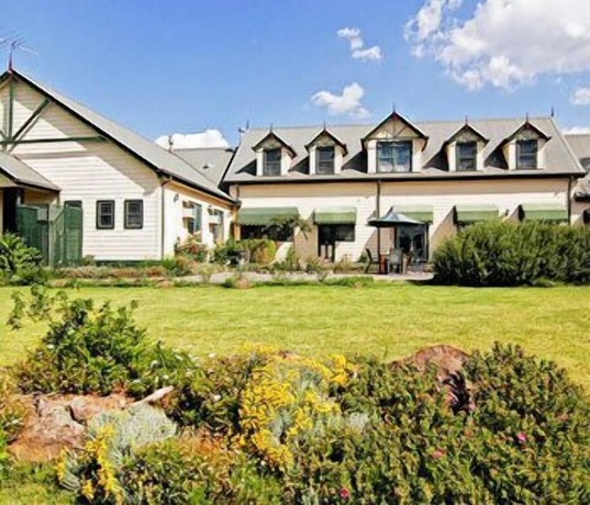 Imagen de los exteriores del Hotel Melba Lodge. Foto 6