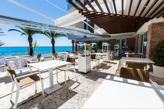 Imagen del bar/restaurante del Hotel Melbeach and Spa - Adults Only. Foto 6