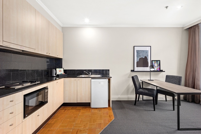 Imagen de la habitación del Hotel Melbourne City Suites. Foto 15
