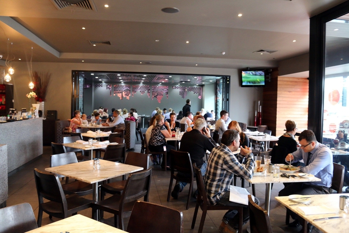 Imagen del bar/restaurante del Hotel Melbourne Dandenong Central Apartment. Foto 4