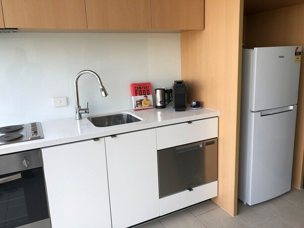 Imagen de la habitación del Hotel Melbourne River Views. Foto 13