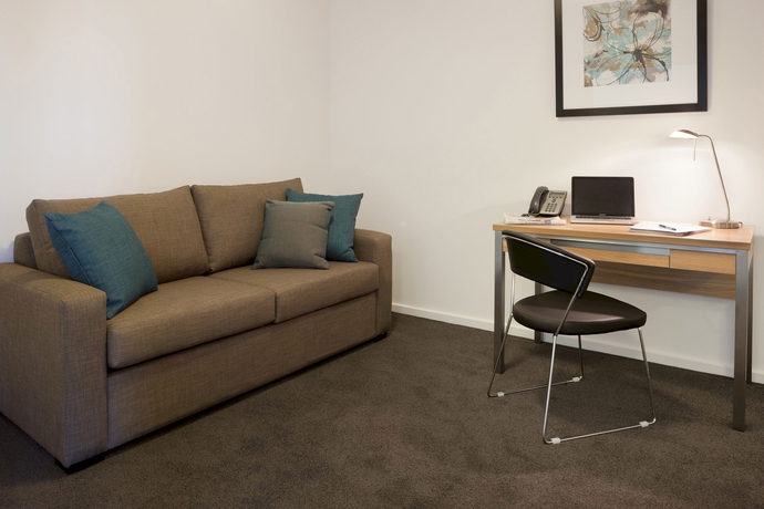 Imagen de la piscina del Hotel Melbourne Short Stay Apartments MP Deluxe. Foto 16