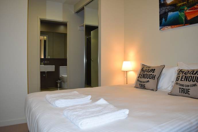 Imagen de la habitación del Hotel Melbourne Skyhigh Apartments. Foto 18
