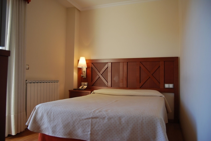 Imagen de la habitación del Hotel Meleiros. Foto 13