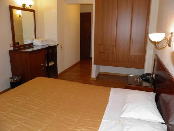 Imagen de la habitación del Hotel Meletiou. Foto 12