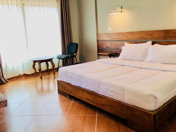 Imagen de la habitación del Hotel Meley Impala. Foto 12