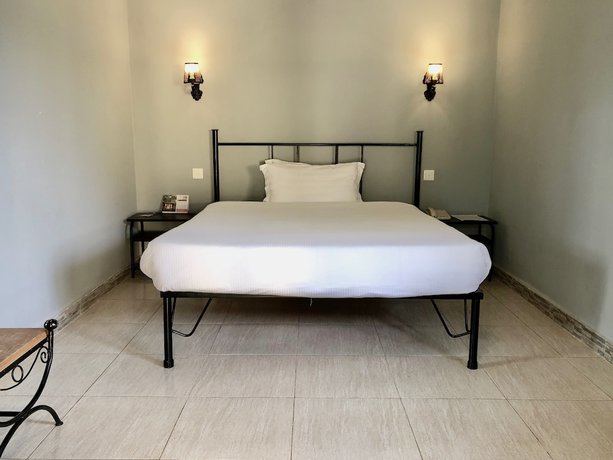 Imagen de la habitación del Hotel Meley Impala. Foto 13