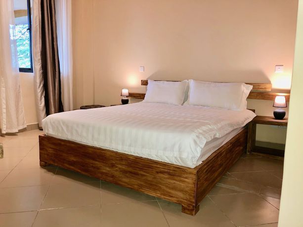 Imagen de la habitación del Hotel Meley Impala. Foto 14