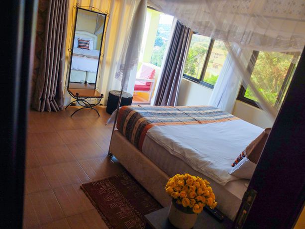 Imagen de la habitación del Hotel Meley Impala. Foto 18