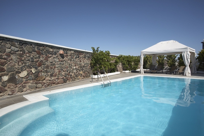 Imagen de la piscina del Hotel Meli Meli. Foto 5
