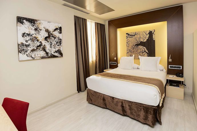 Imagen de la habitación del Hotel Melia Avenida América. Foto 3