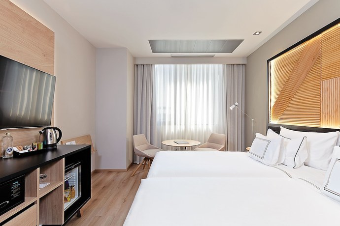 Imagen de la habitación del Hotel Melia Avenida América. Foto 6