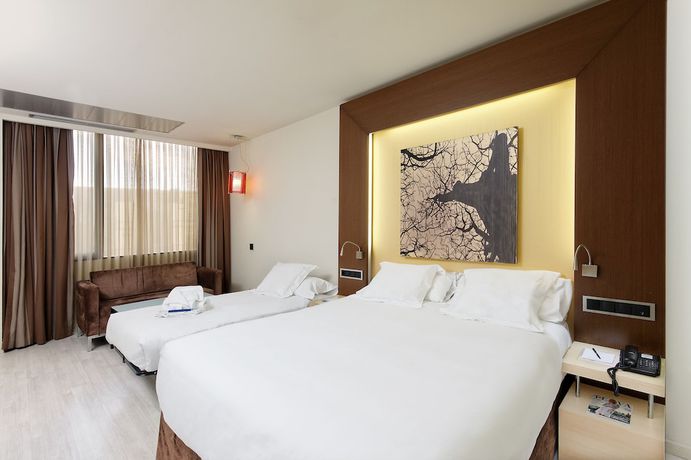 Imagen de la habitación del Hotel Melia Avenida América. Foto 13