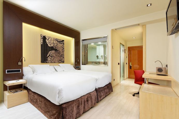 Imagen de la habitación del Hotel Melia Avenida América. Foto 15