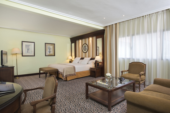 Imagen de la habitación del Hotel Melia Barajas. Foto 10