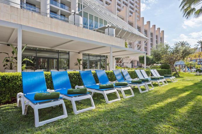 Imagen de los exteriores del Hotel Melia Benidorm. Foto 15